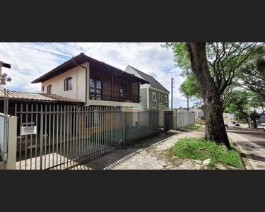 SOBRADO com 4 dormitórios para alugar com 170m² por R$ 3.200,00 no bairro Santa Felicidade