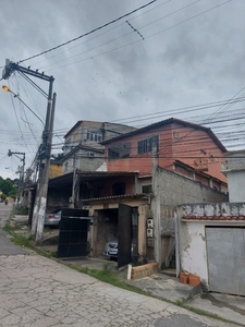 Sobrado de 110 m² com 2 quartos - Rocha - São Gonçalo, RJ