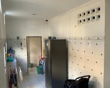 Sobrado para aluguel possui 180 metros quadrados com 4 quartos em Mangueirão - Belém - PA