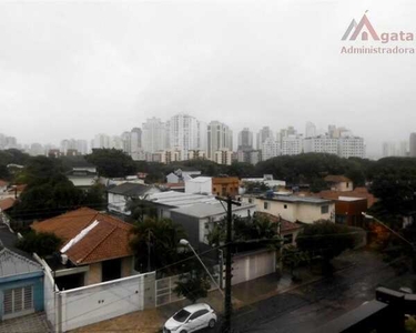 UM POR ANDAR Apartamento com 4 dormitórios