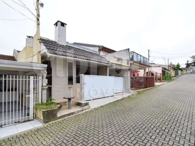 Casa em condomínio fechado com 3 quartos à venda na rua quintino bocaiúva, 558, planta vila nova, colombo, 112 m2 por r$ 329.000