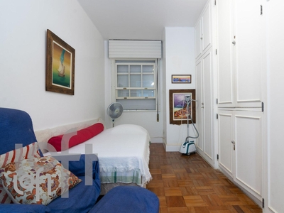 Apartamento à venda em Copacabana com 100 m², 2 quartos, 1 vaga