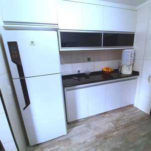 Apartamento Grande No Baeta Neves 3 Dorm 1 Suíte, 92m Condomínio R$ 300,00