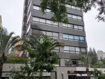 Apartamento com 2 quartos à venda na avenida lageado, 1091, petrópolis, porto alegre, 107 m2 por r$ 1.390.000