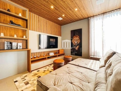 Casa com 3 dormitórios à venda, 214 m² por r$ 1.750.000,00 - vargem grande - teresópolis/rj