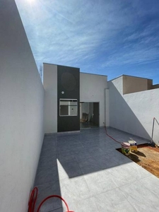 Casa com 2 Quartos e 1 banheiro à Venda, 100 m² por R$ 180.000