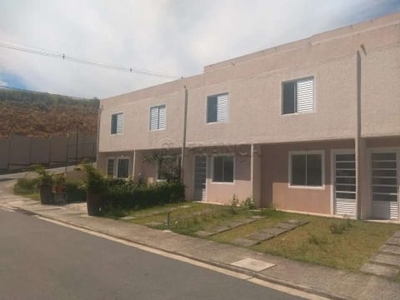 Casa condomínio em são josé dos campos