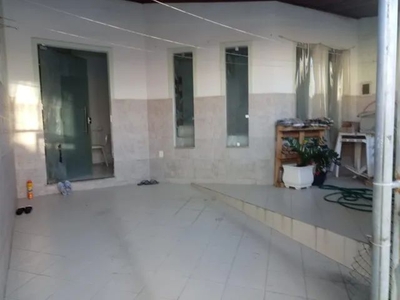 Casa para venda ou aluguel possui 80 m2, com 2 quartos, sala, em Calumbi - Feira de Santa