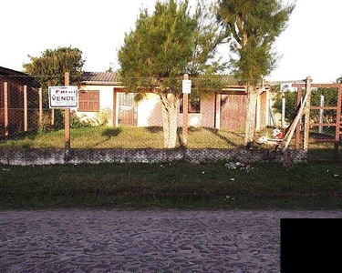 Casa com 2 Dormitorio(s) localizado(a) no bairro Centro em Cidreira / RIO GRANDE DO SUL R