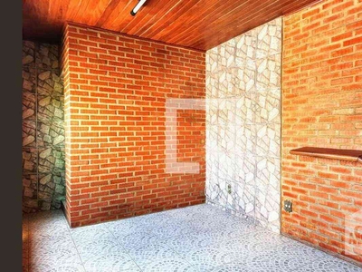 Casa com 3 quartos à venda no bairro Sagrada Família, 170m²