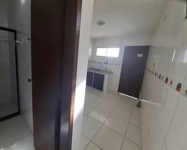 Casa livre, Frente de Rua, 2/4, suite, 1 vaga, 116m², Oportunidade