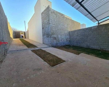 Casa para venda com 60 metros quadrados com 2 quartos