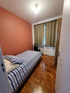 Quarto na Vila Madalena em uma vila.