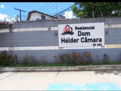 ALUGA-SE APARTAMENTO NA PARTE ALTA DE MACEIÓ