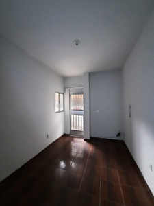 Apartamento em Centro, São João de Meriti/RJ de 40m² 2 quartos para locação R$ 900,00/mes
