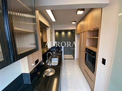 Apartamento em Cláudia, Londrina/PR de 75m² 3 quartos à venda por R$ 397.000,00