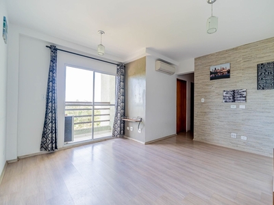 Apartamento em Jardim Helena, Carapicuíba/SP de 50m² 2 quartos à venda por R$ 245.000,00 ou para locação R$ 1.600,00/mes