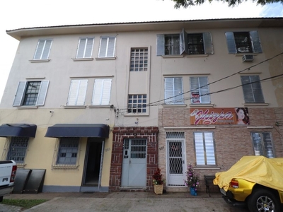 Apartamento em Passo da Areia, Porto Alegre/RS de 58m² 2 quartos para locação R$ 1.100,00/mes