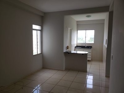 Apartamento em Universitário, Montes Claros/MG de 60m² 2 quartos à venda por R$ 130.000,00 ou para locação R$ 650,00/mes