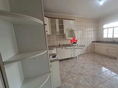 Casa com 1 dormitório, sala, cozinha. Próximo do metro- Vila Granada