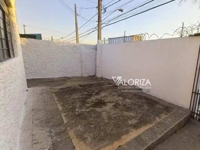 Casa com 3 dormitórios para alugar - Vila Barcelona - Sorocaba/SP