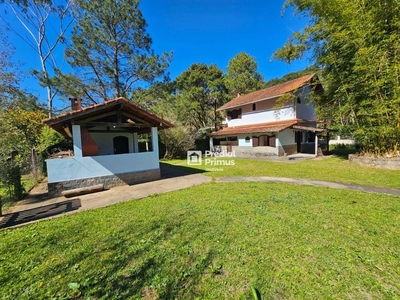 Casa em Campo do Coelho, Nova Friburgo/RJ de 140m² 3 quartos à venda por R$ 494.000,00