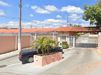 Casa em Jardim Petrópolis, Cotia/SP de 55m² 2 quartos para locação R$ 1.450,00/mes