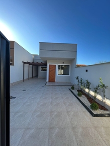 Casa em Praia de Itaipuaçu (Itaipuaçu), Maricá/RJ de 102m² 3 quartos à venda por R$ 649.000,00