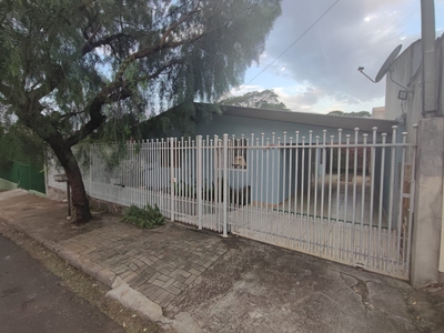 Casa em Vila Esperança, Maringá/PR de 110m² 2 quartos para locação R$ 1.600,00/mes