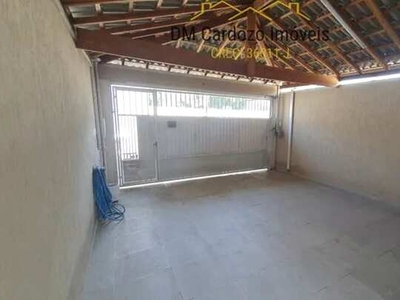 Casa no Bairro Jordanópolis com 3 Dormitórios, sendo 1 Suíte, Piscina, Portão Automático e