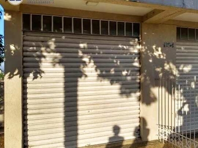 Casa para alugar em Jardim Glória de 172.00m² com 3 Quartos, 1 Suite e 3 Garagens