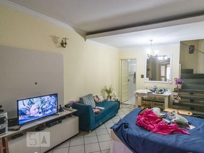 Sobrado em Jardim Independência, São Paulo/SP de 130m² 3 quartos à venda por R$ 389.000,00