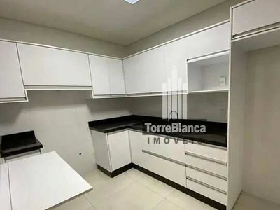 Sobrado para locação na Vila Estrela, 2 suítes, 130m², por R$2.800,00 mais encargos