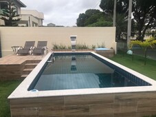 Aluguel casa 4/4. 2 suítes, piscina, condomínio fechado em Barra de Jacuípe