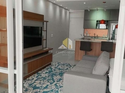 Studio no campo belo, 1 suíte, sala com varanda e cozinha integradas, mobiliado, 1 vaga, locação 47m²