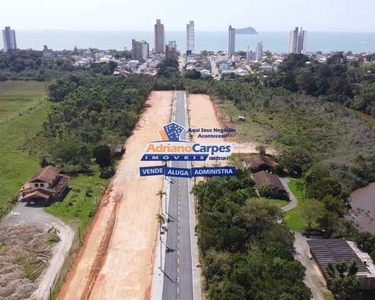 Adriano Carpes Imóveis vende Terrenos em loteamento em Balneário Piçarras com 360 m² sendo