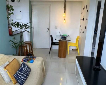 APARTAMENTO DECORADO PRÓXIMO DA ESTRADA DO COCO