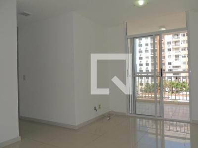 APARTAMENTO no 9º andar com 2 dormitórios e 1 garagem