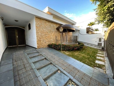 Casa com 4 dormitórios à venda, 250 m² por R$ 730.000,00 - Jardim Europa - São José do Rio