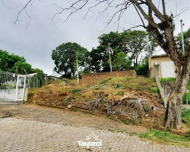 Terreno acima do nível da rua no bairro Bonfim em Santa Cruz do Sul. Terreno com 675,00 m²