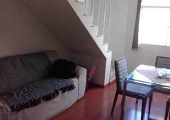 Casa com 2 quartos à venda no bairro Santa Terezinha, 67m²