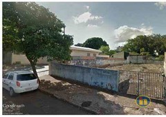 Lote à venda no bairro Vila Ipiranga, 423m²
