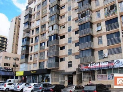 Apartamento com 2 dormitórios para alugar, 65 m² por R$ 1.643,75/mês - Taguatinga Norte -