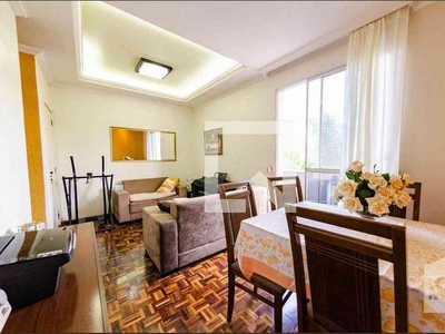 Apartamento com 3 quartos à venda no bairro Estoril, 70m²