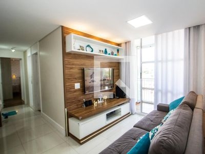 Apartamento para alugar com 2 dorms, 64m²