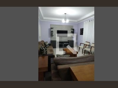 Apartamento para alugar com 3 dorms, 134m²