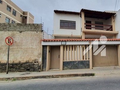 Casa à venda, Bairro Centro