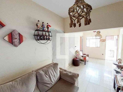 Casa com 3 quartos à venda no bairro Piratininga (venda Nova), 360m²