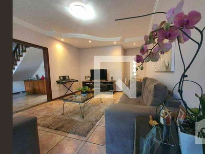 Casa com 4 quartos à venda no bairro Diamante, 301m²