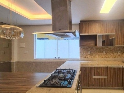 Casa com 5 dormitórios para alugar, 180 m² por R$ 5.500,00/mês - Granja do Torto - Brasíli